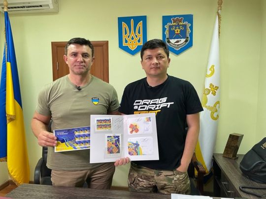 &laquo;Будуть тобі вантажівки&raquo;: Тищенко пообіцяв Кіму купити автомобілі для фронту