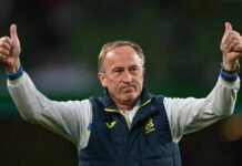 Збірна України з футболу залишилася без головного тренера