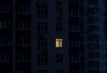 В ДТЭК объяснили, почему при отключении света счетчик все равно «крутит»