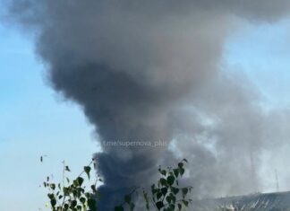Ільський НПЗ знову горить у Краснодарському краї після атаки безпілотників (відео)